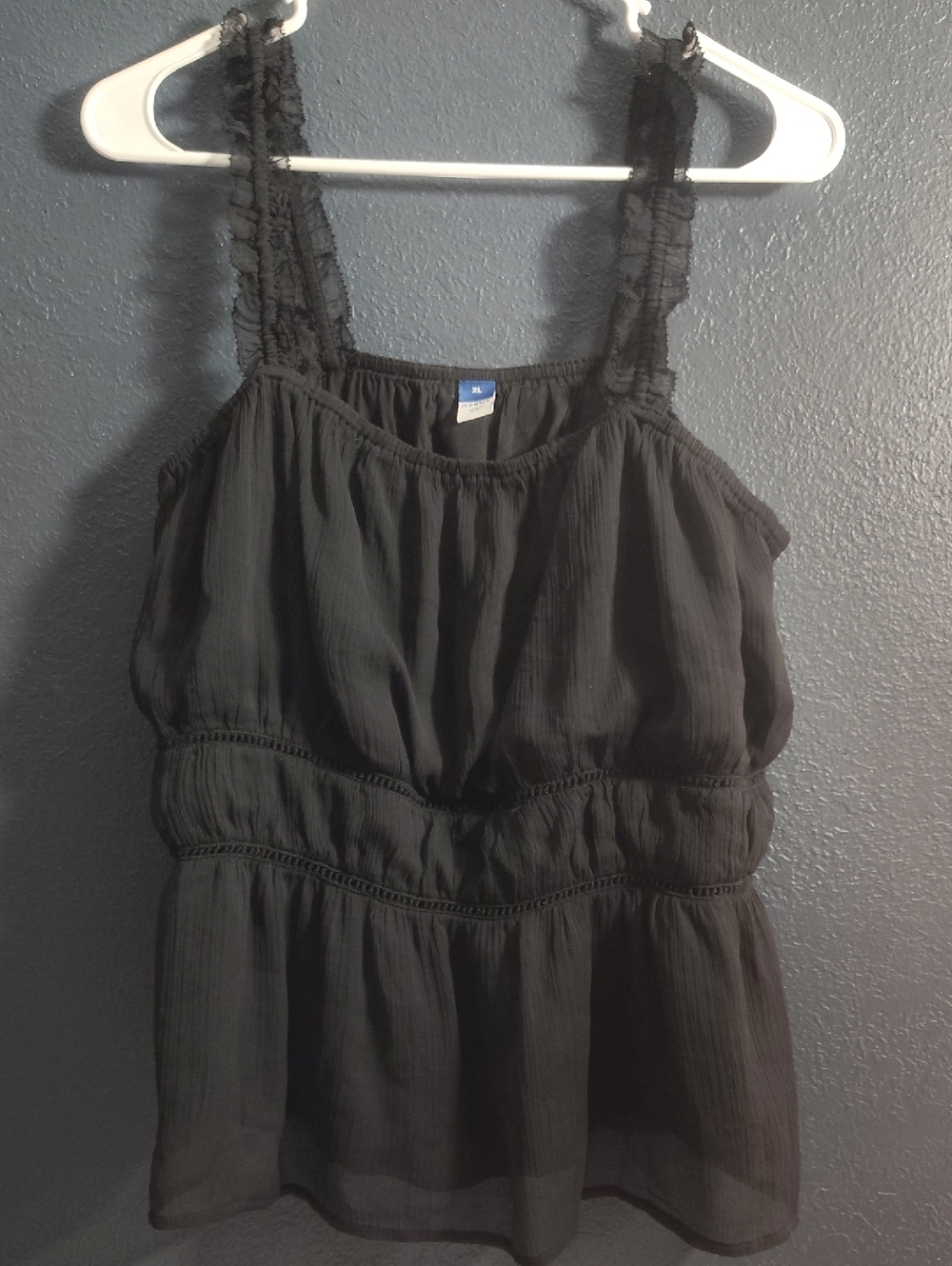 Old Navy Babydoll Cropped Black Ruffled Straps Scoop Neck Tank
